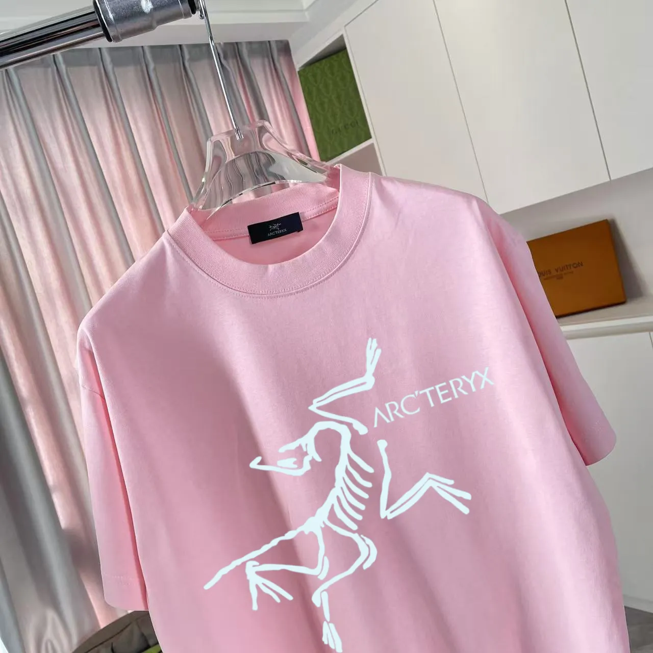 ARC'TERYX* 2025 New Arrival logo t g Same Style Size：S M L XL XXL ：Black White Pink Red